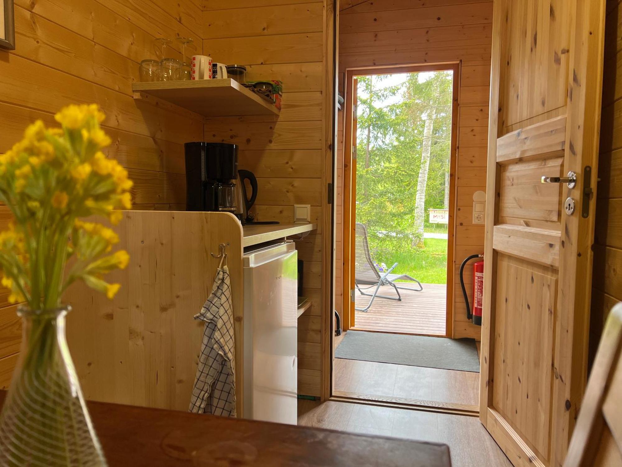 Marika Puhkekuela - Metsanurga Oeoemaja "Shared Bathroom" Nova Exterior foto